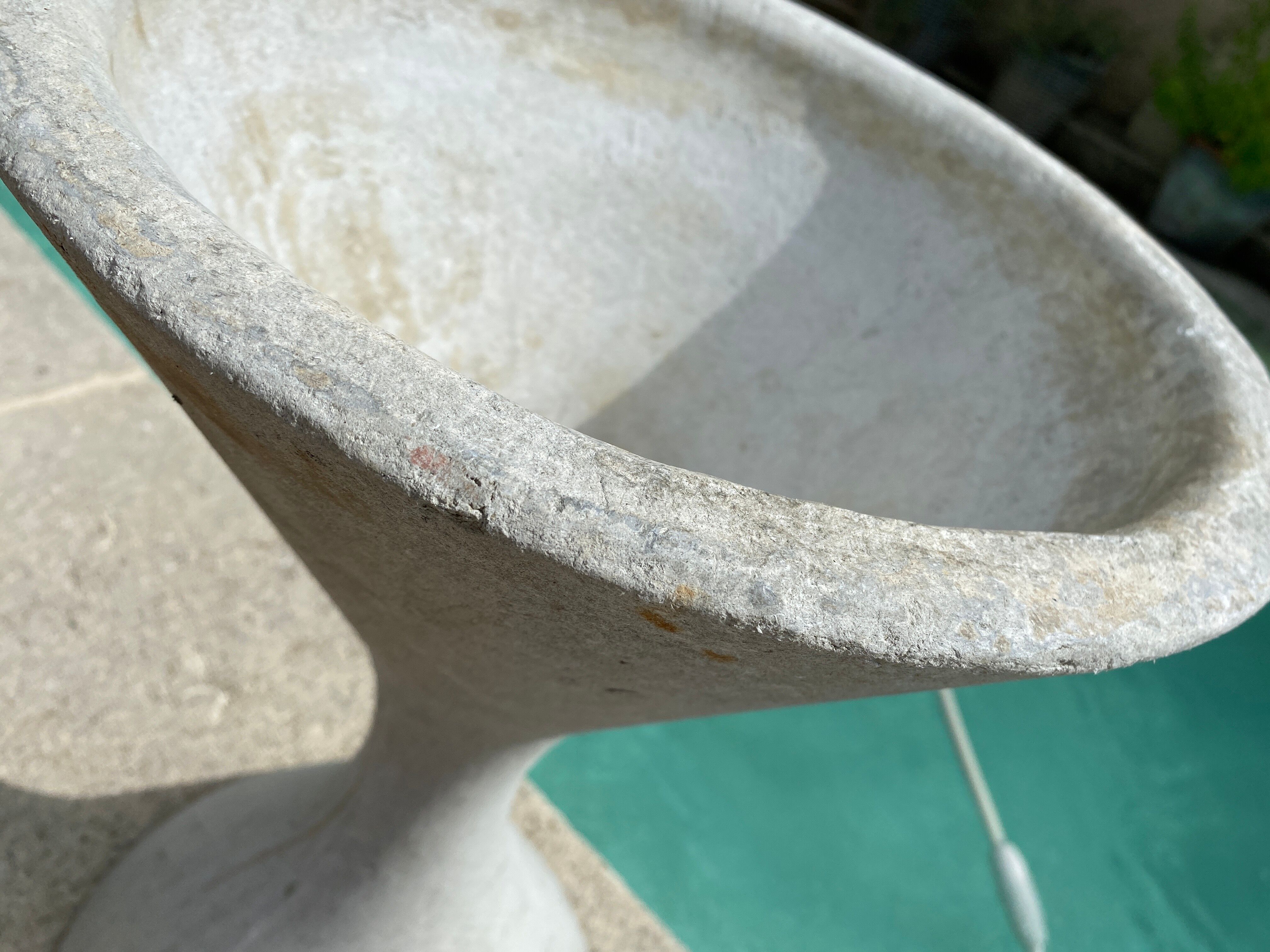 Pair of Anton Bee design planters assisted by Willy Guhl