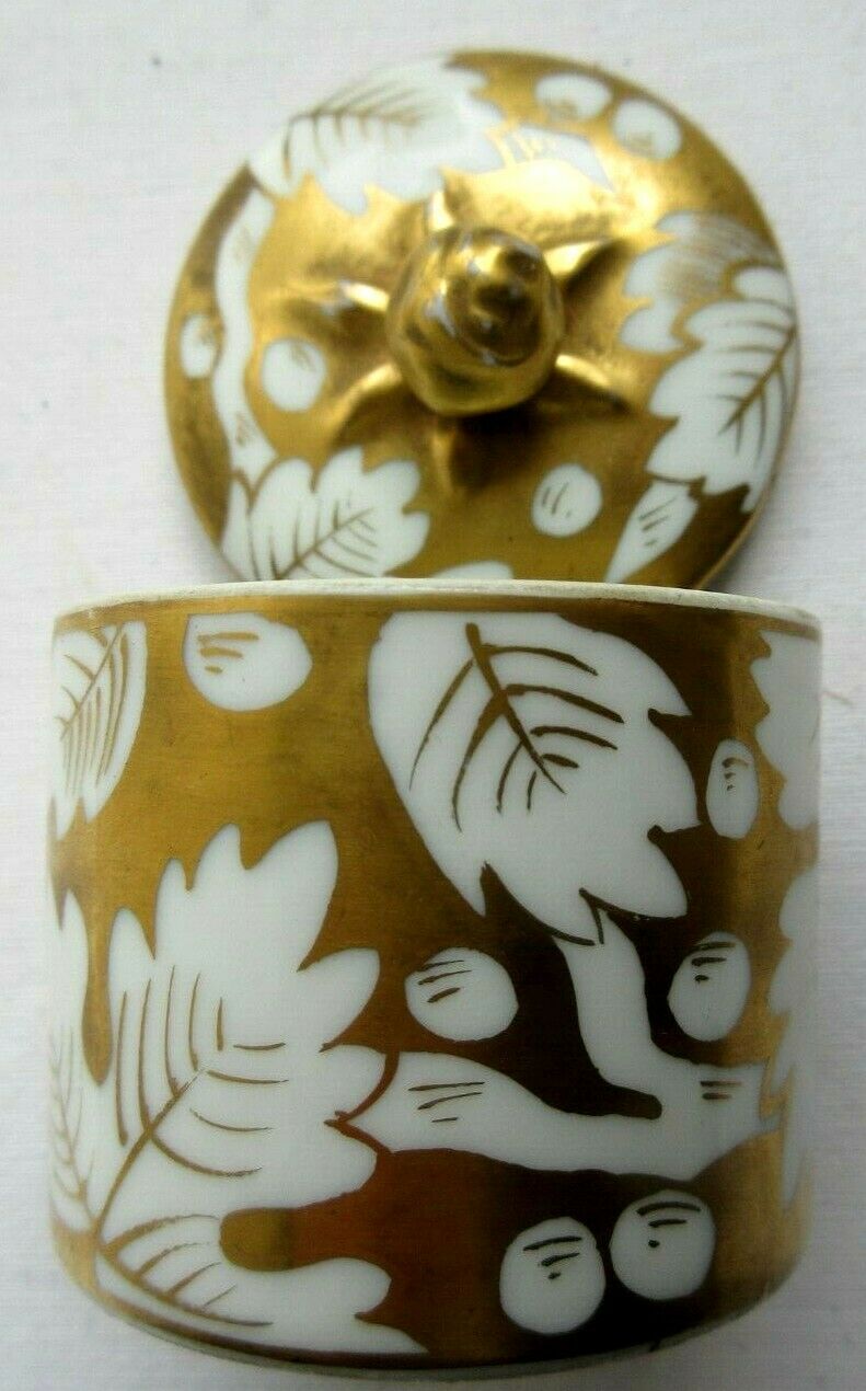 Cream pot, white porcelain and gold, Vine leaves, Limoges Depierrefiche