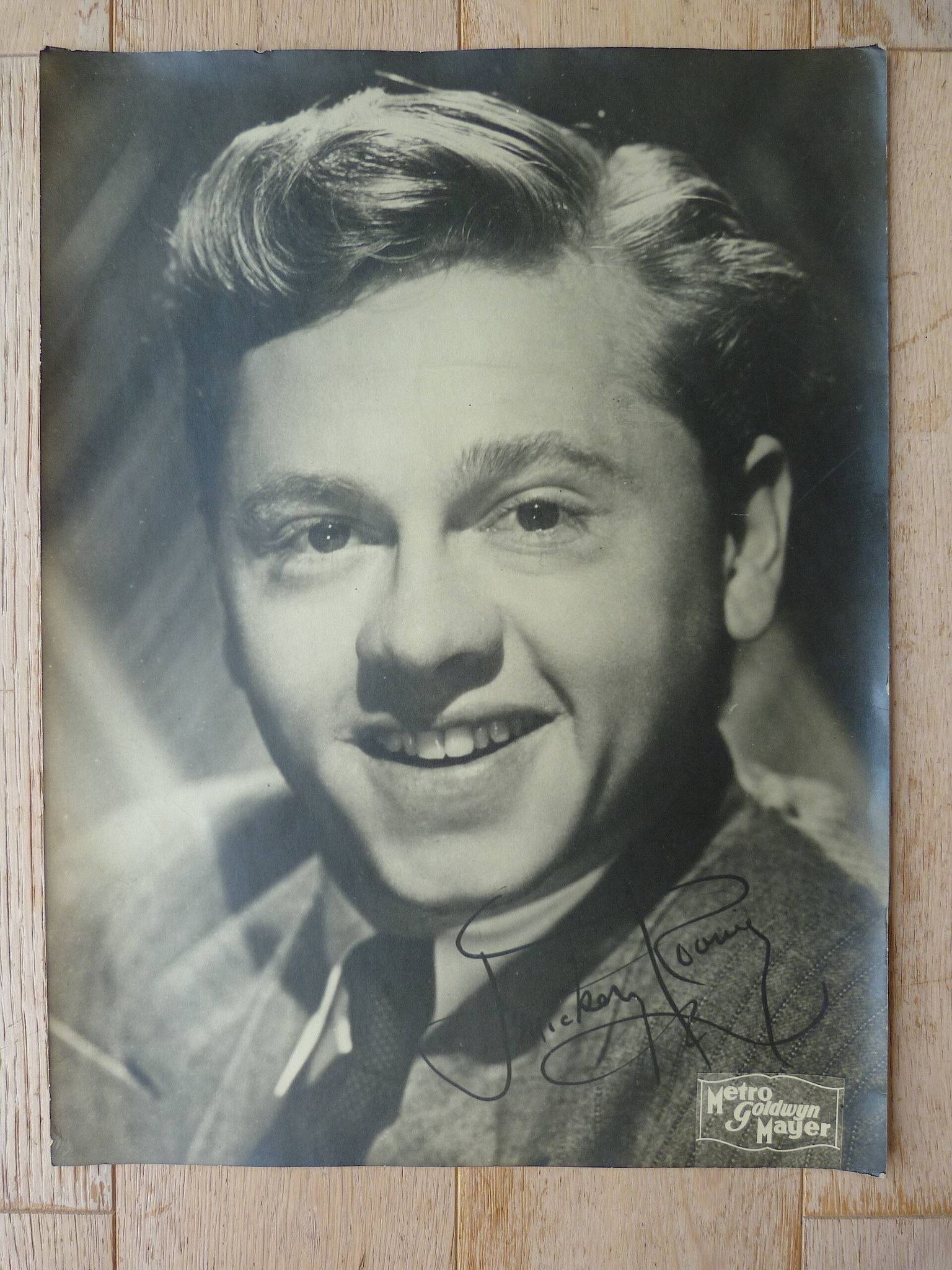 8 vintage autographed photos of American stars Metro Goldwin Mayer