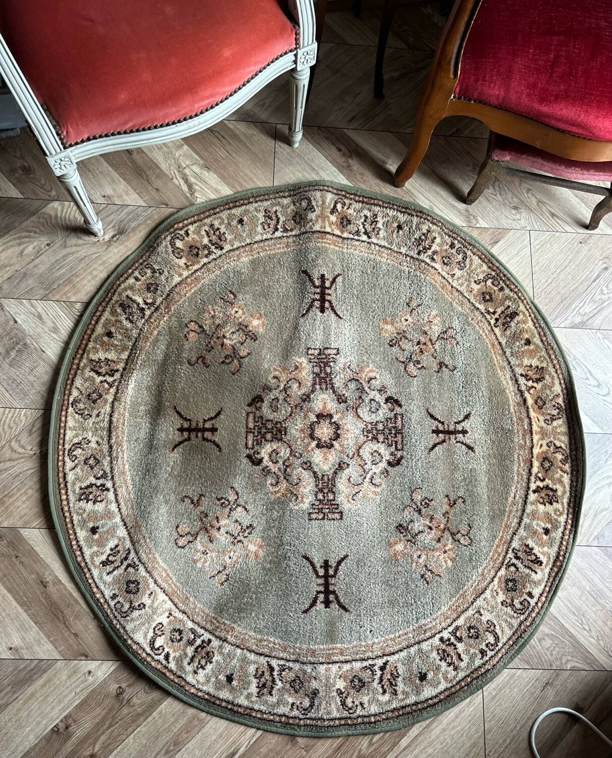 Antique round rug