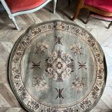 Tapis rond ancien