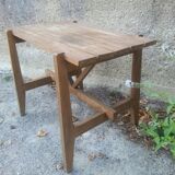 Table basse pieds compas