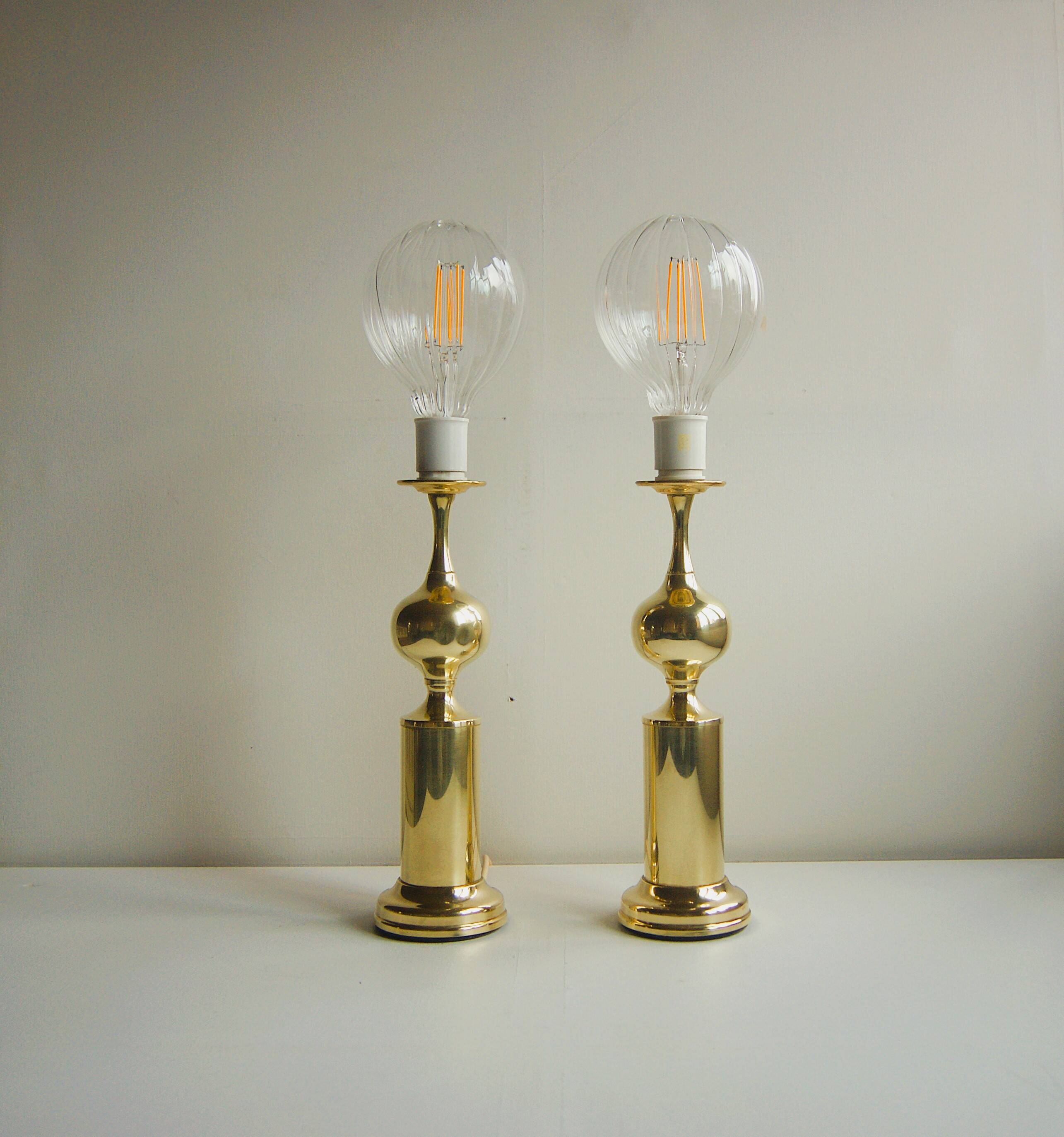 Paire de lampes de table en laiton brillant - Hollywood Regency - Odreco. Danemark années 1960.