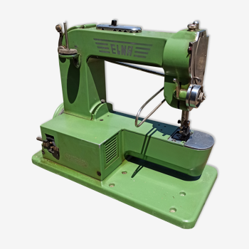 It 1950 Industrial Sewing Machine