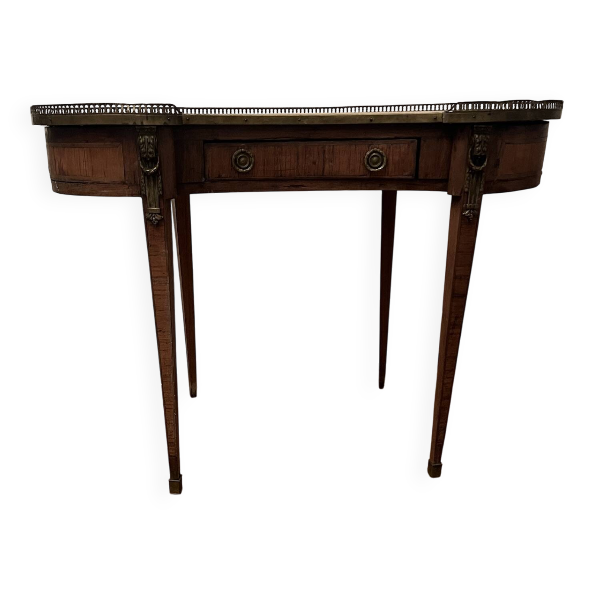 kidney-shaped coffee table