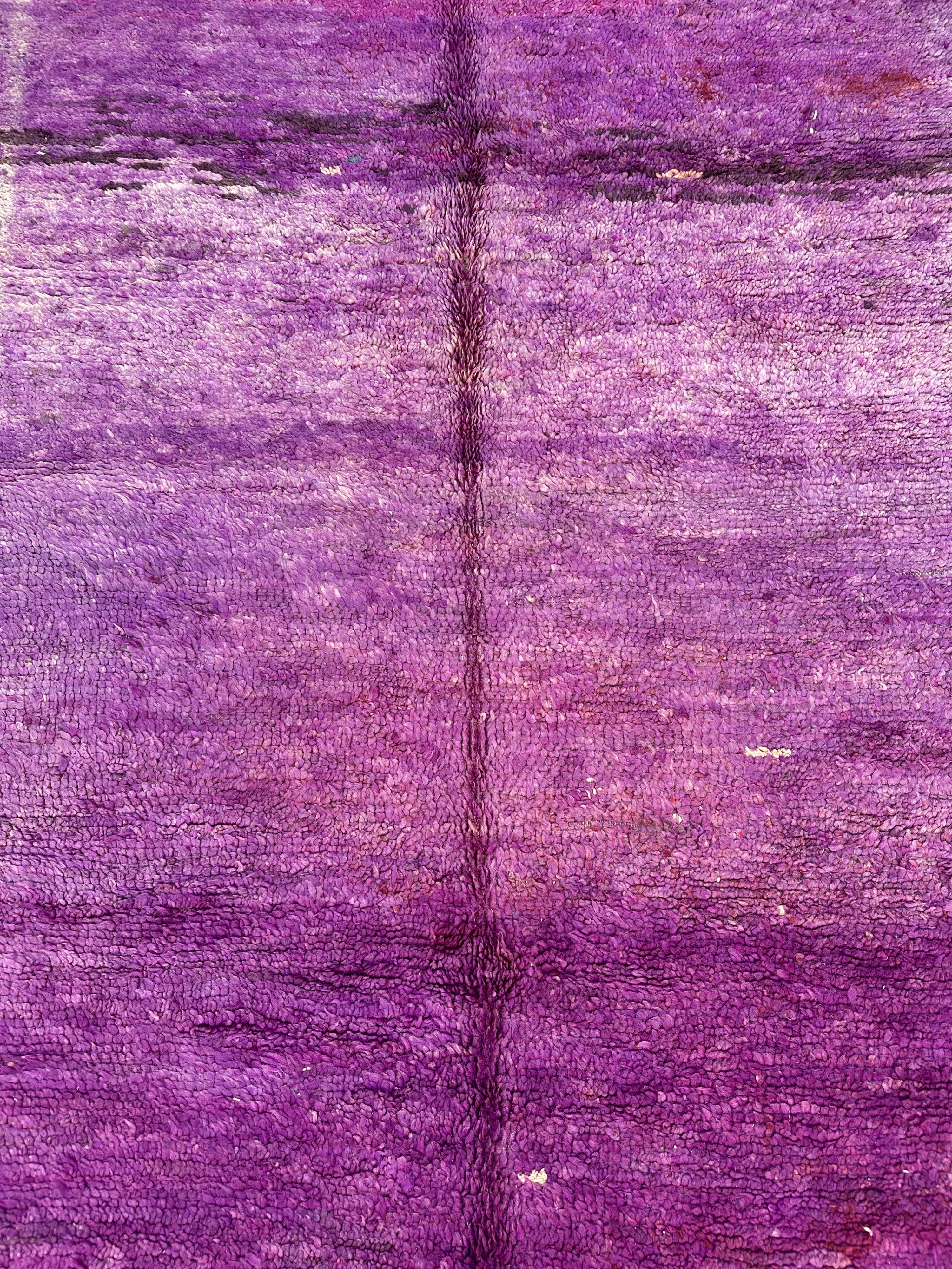 Moroccan purple carpet - 182 x 366 cm