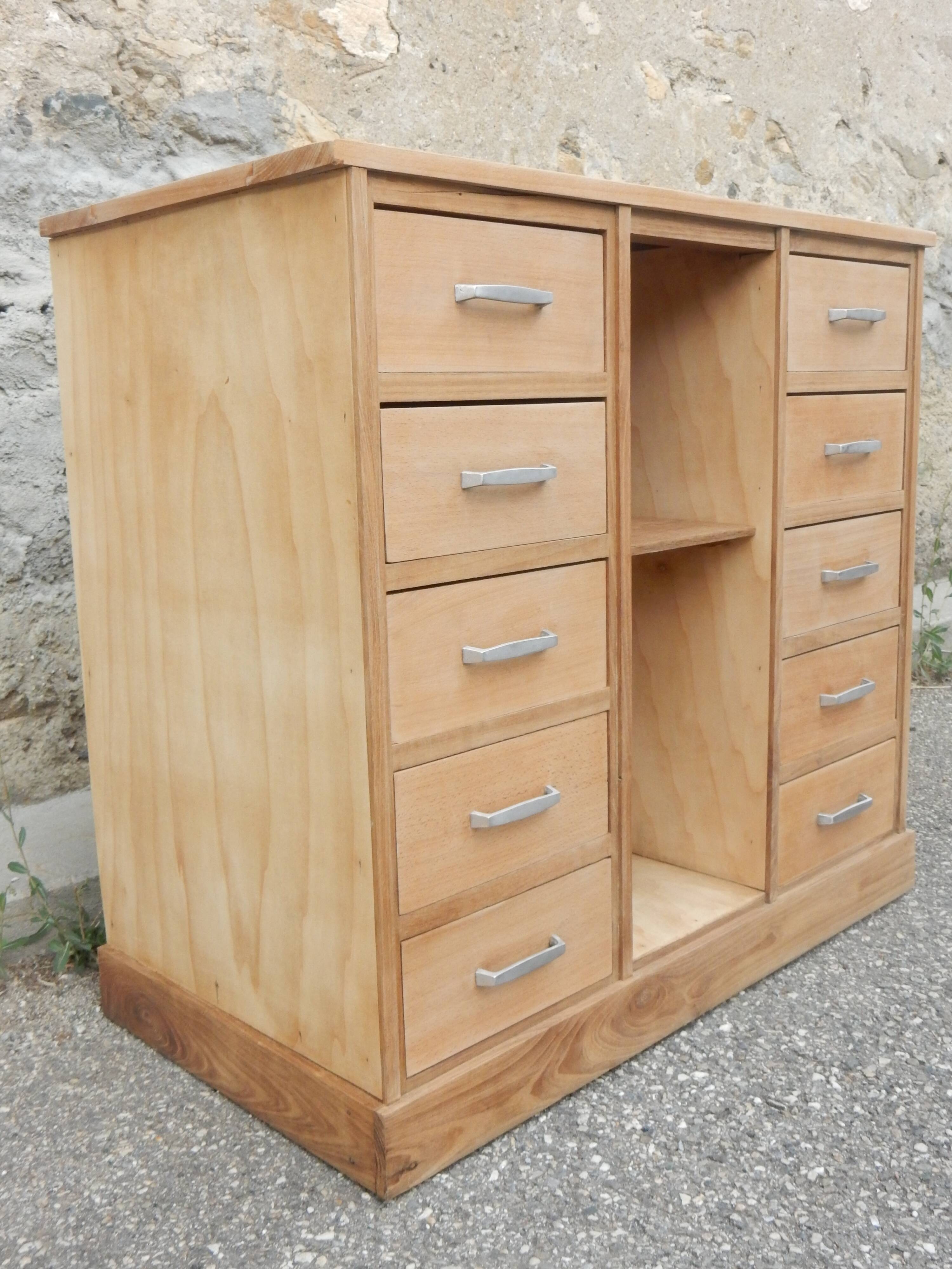 Superbe petit buffet / meuble de métier 10 tiroirs
