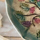 Late 19th century slip dish