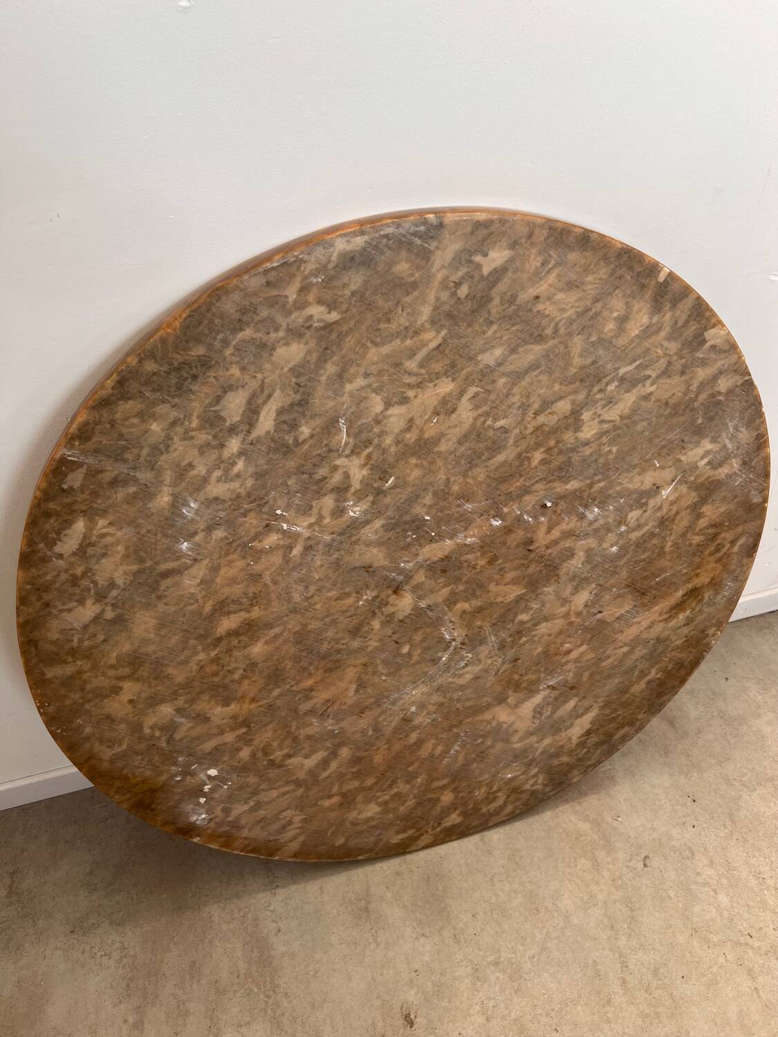 Old Italian design marble effect resin coffee table from the 70s