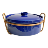 Vintage blue arabia teema / kilta casserole and rattan holder, designed by kaj franck, finland, scandi