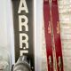 Paire de ski vintage en bois