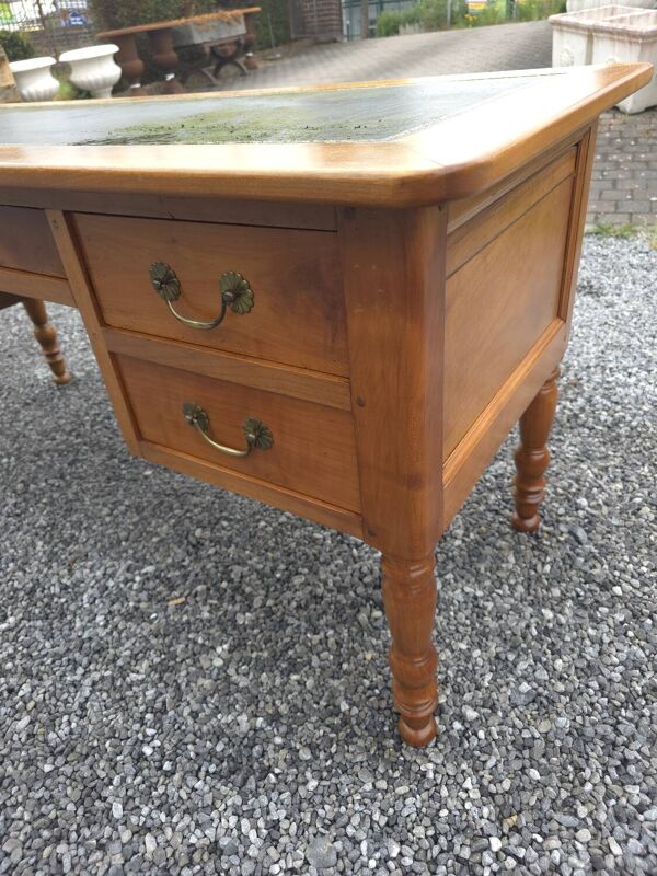 Bureau en merisier massif dessus cuir