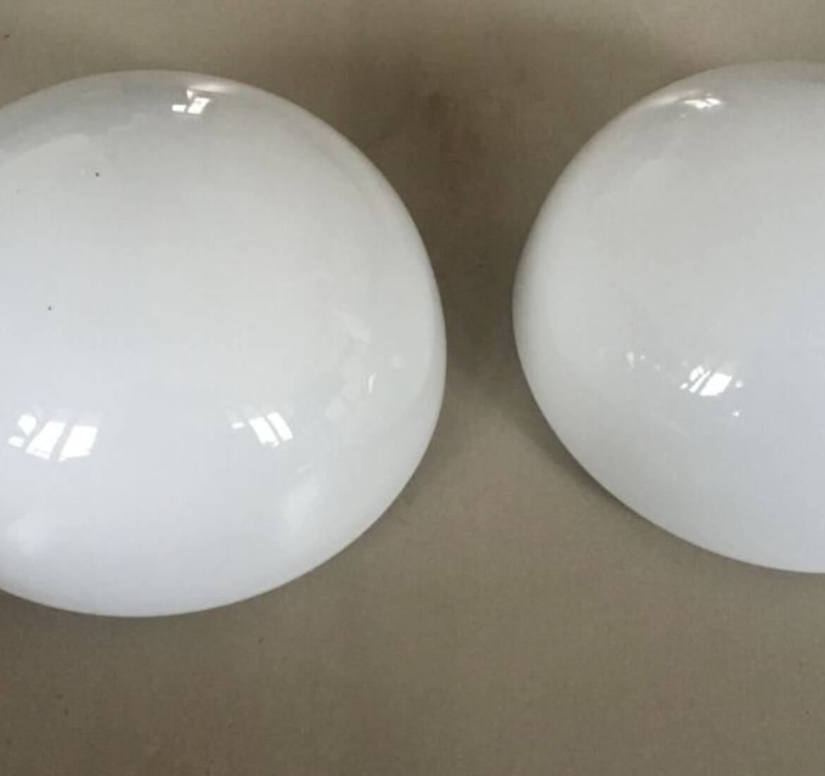 Set of 2 opaline wall lights D15cm