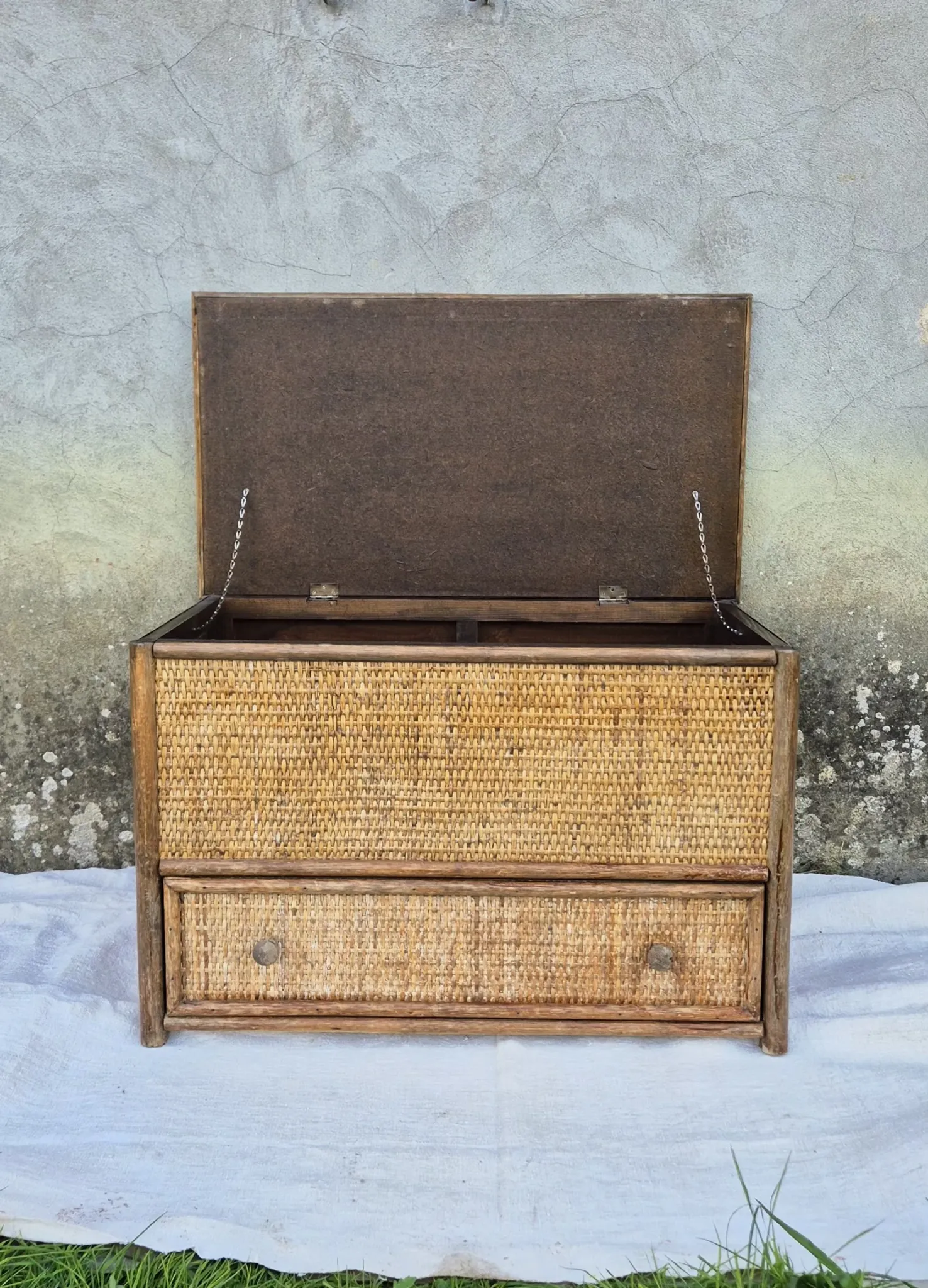 Vintage wicker chest of drawers furniture