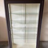 Ancienne vitrine en bois vitrée