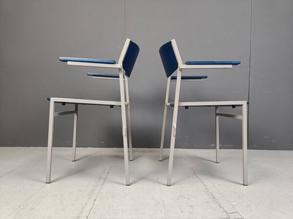 Fauteuils empilables minimalistes en métal et contreplaqué par Gijs Van Der Sluis