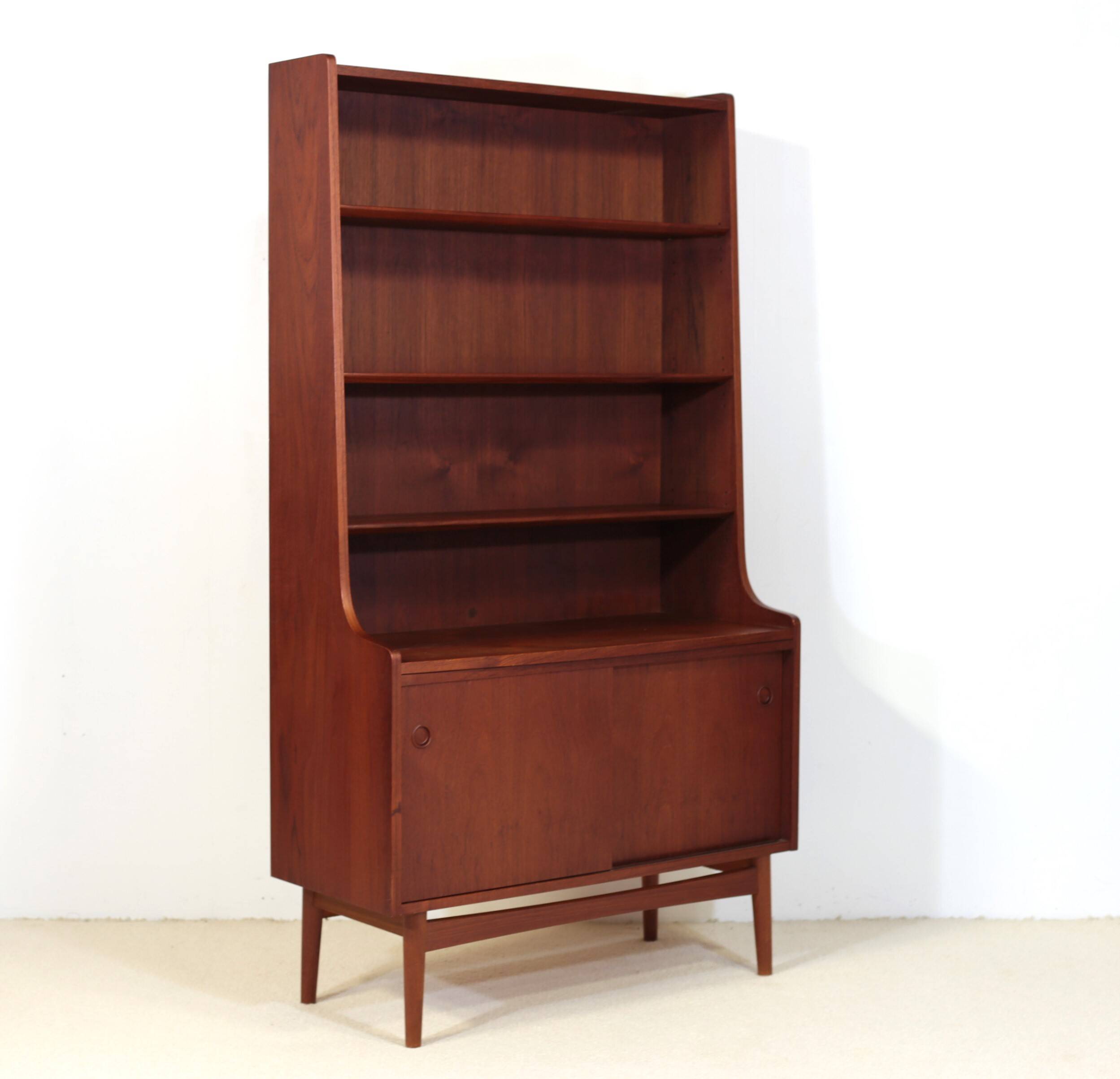 Library buffet Johannes Sorth