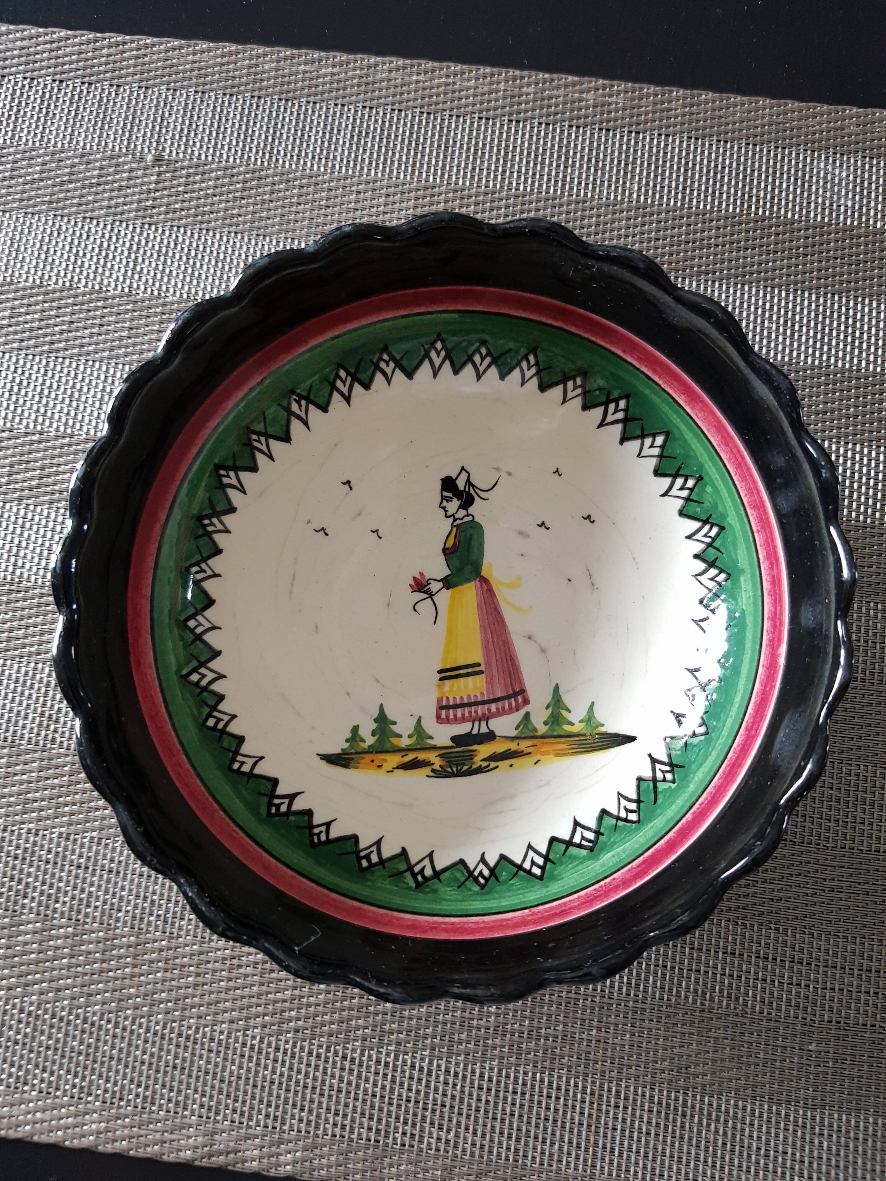Quimper dish