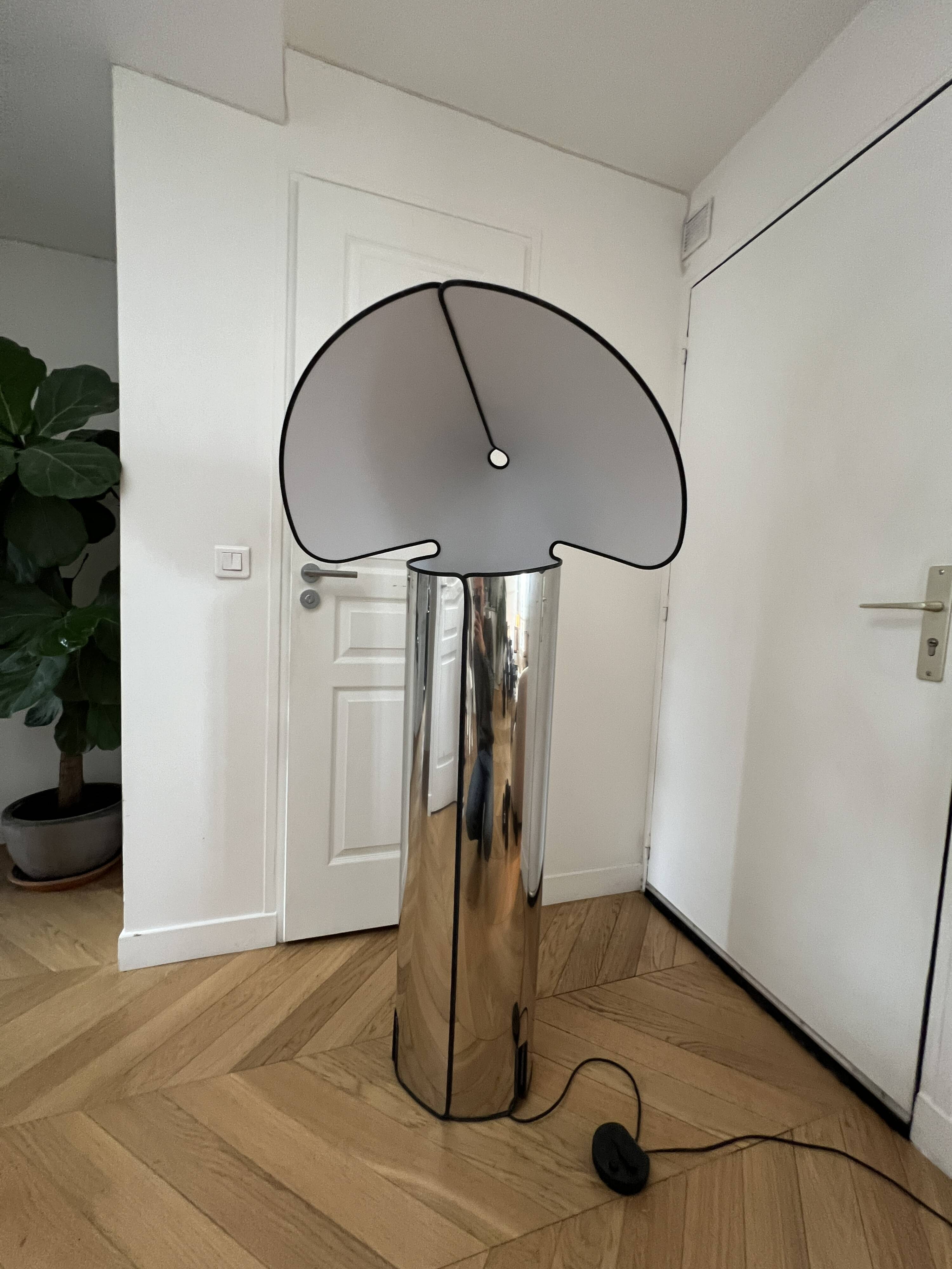 Chiara floor lamp by Mario Bellini