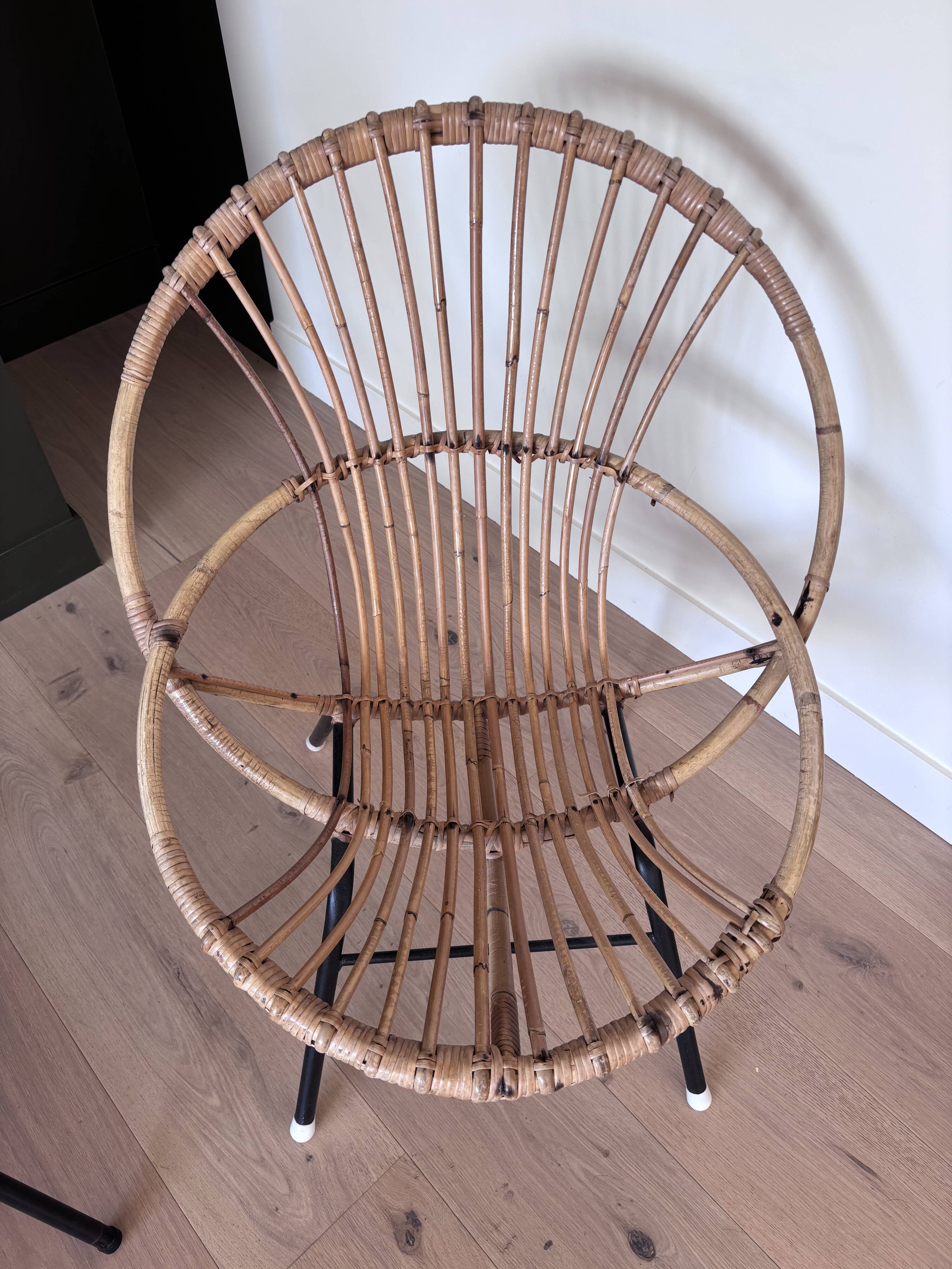 Pair of rattan armchairs / 1970s