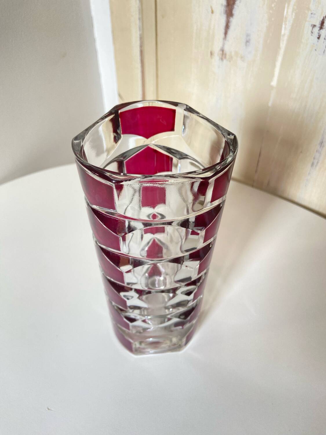 Vase en Verre Moulé Pressé - Modèle Windsor par Luminarc, Années 70