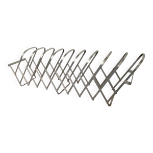 Porte revues extensible Luther Evans