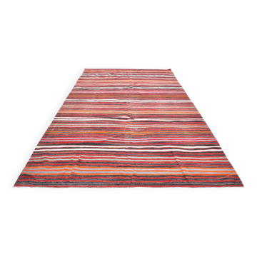 Tapis kilim vintage rayé, tons rouges orange et multicolores