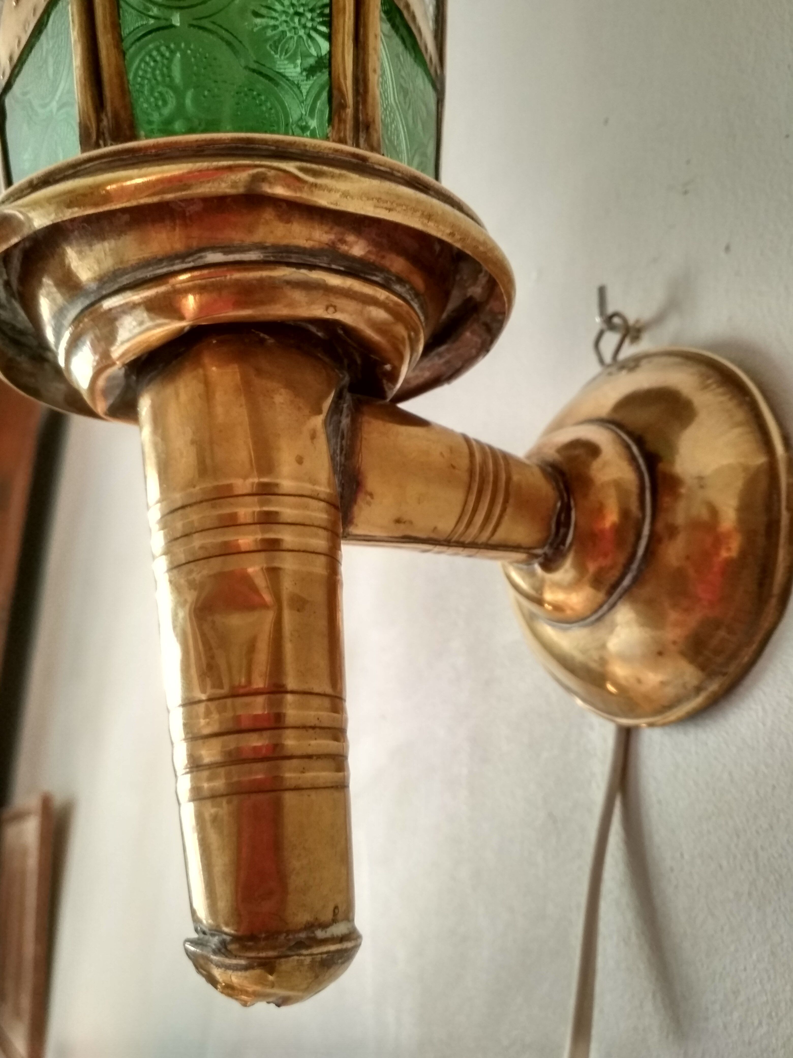Moroccan lantern wall lamp in brass, glass and colored stained glass windows