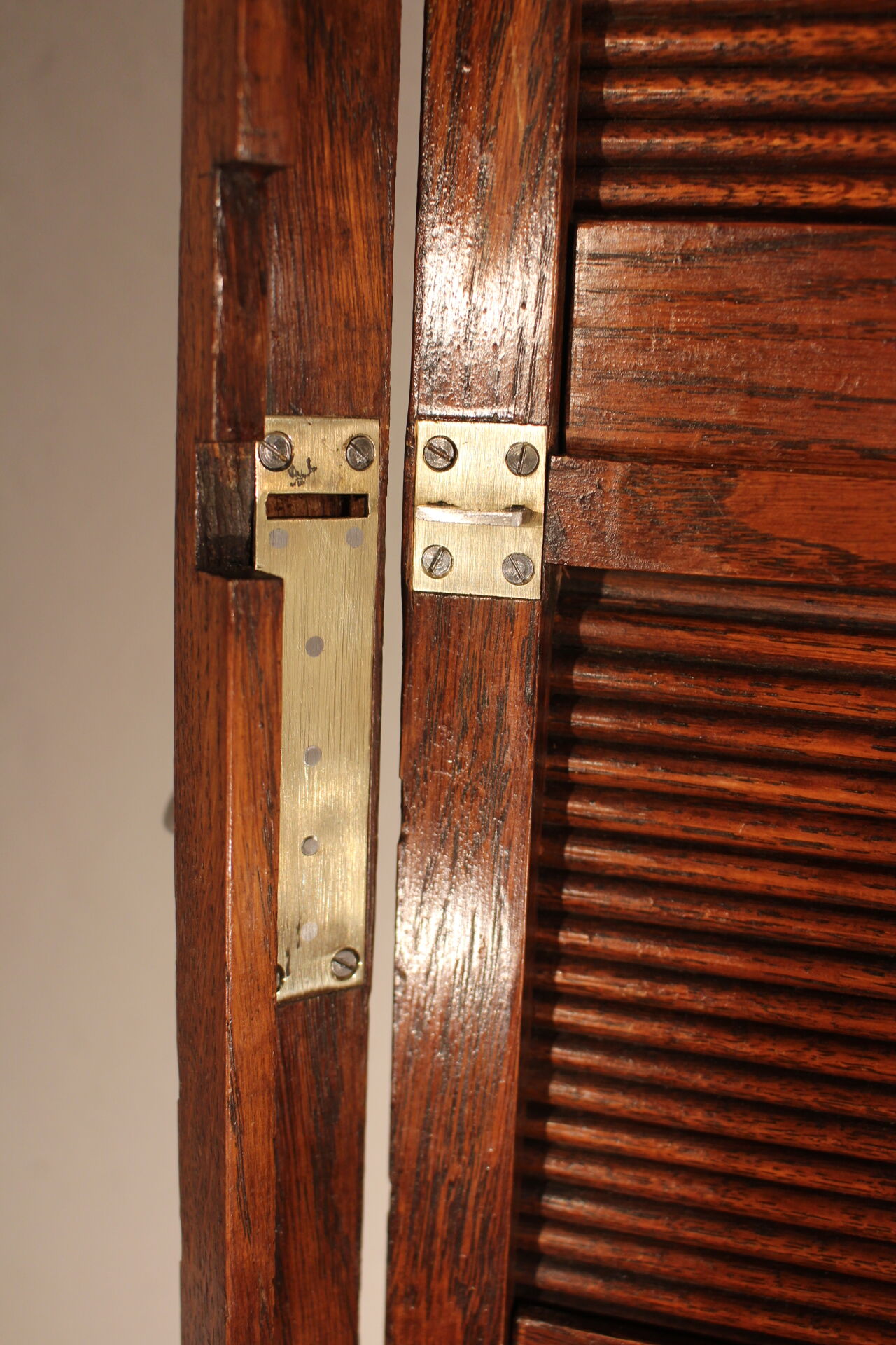 Oak notary furniture