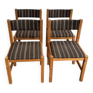Lot 4 chaises salle