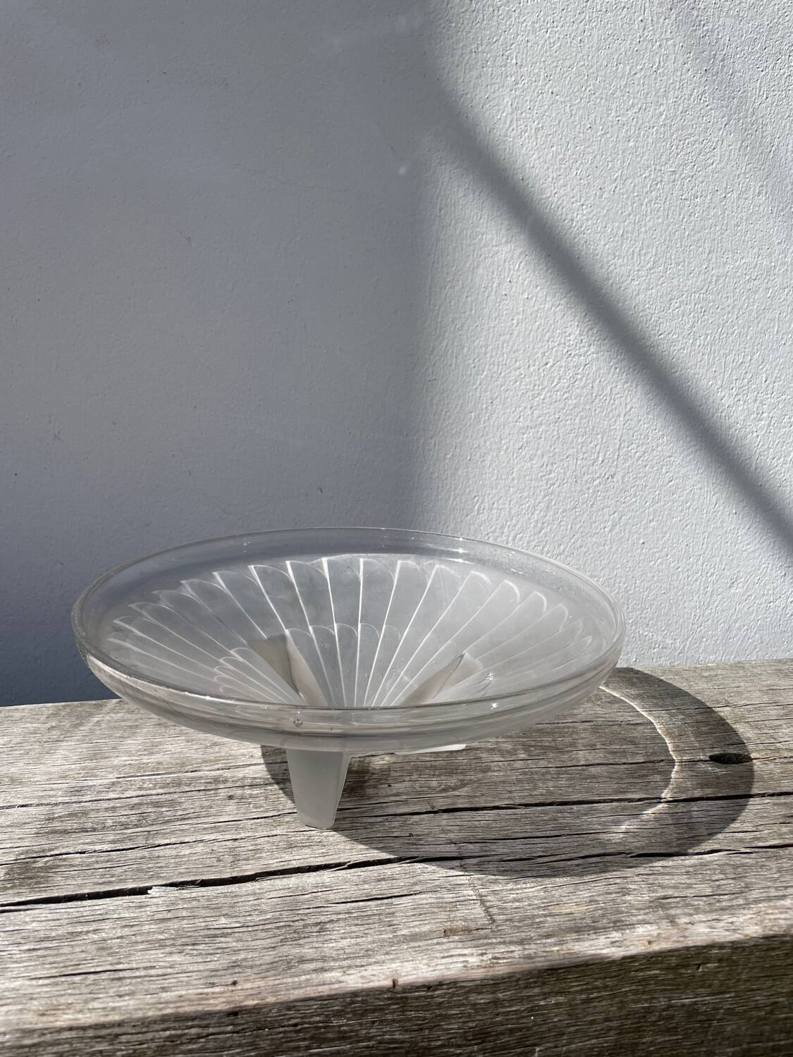 Coupe Art Déco en verre dépoli