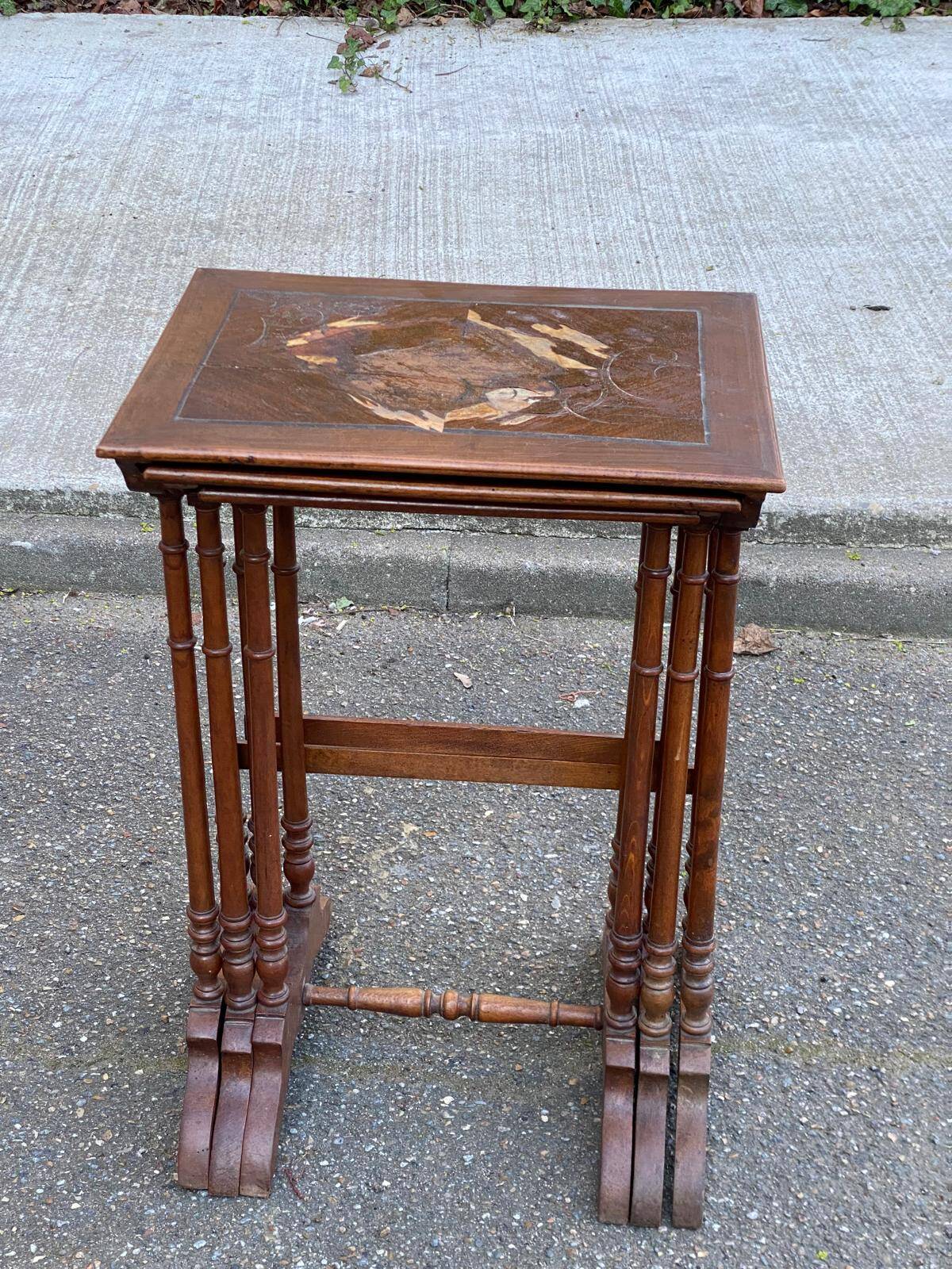3 nesting tables in Art Nouveau style, made of solid wood and marquetry from the 19th century.