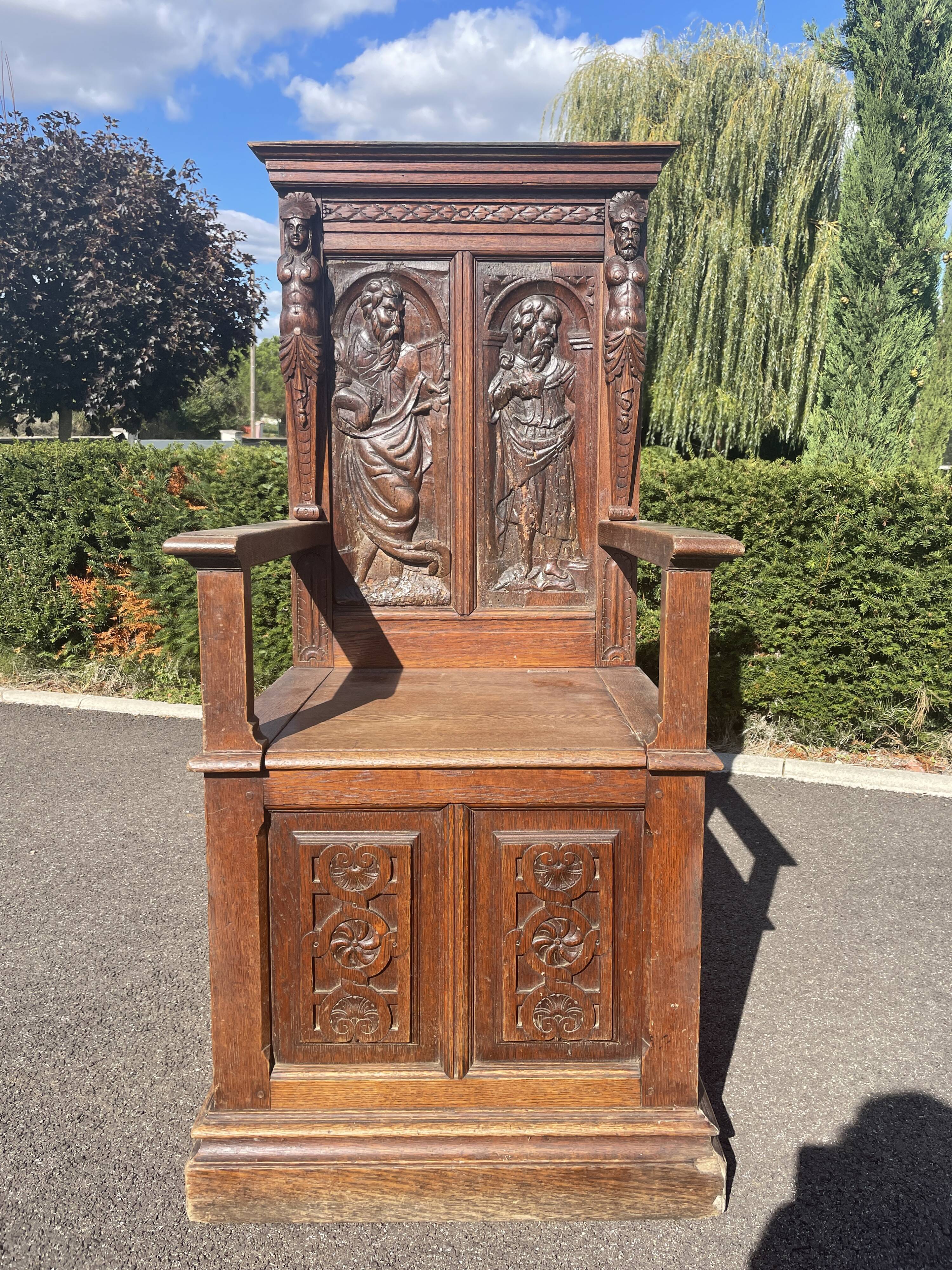 Cathedre chaise haute trône style renaissance gothique