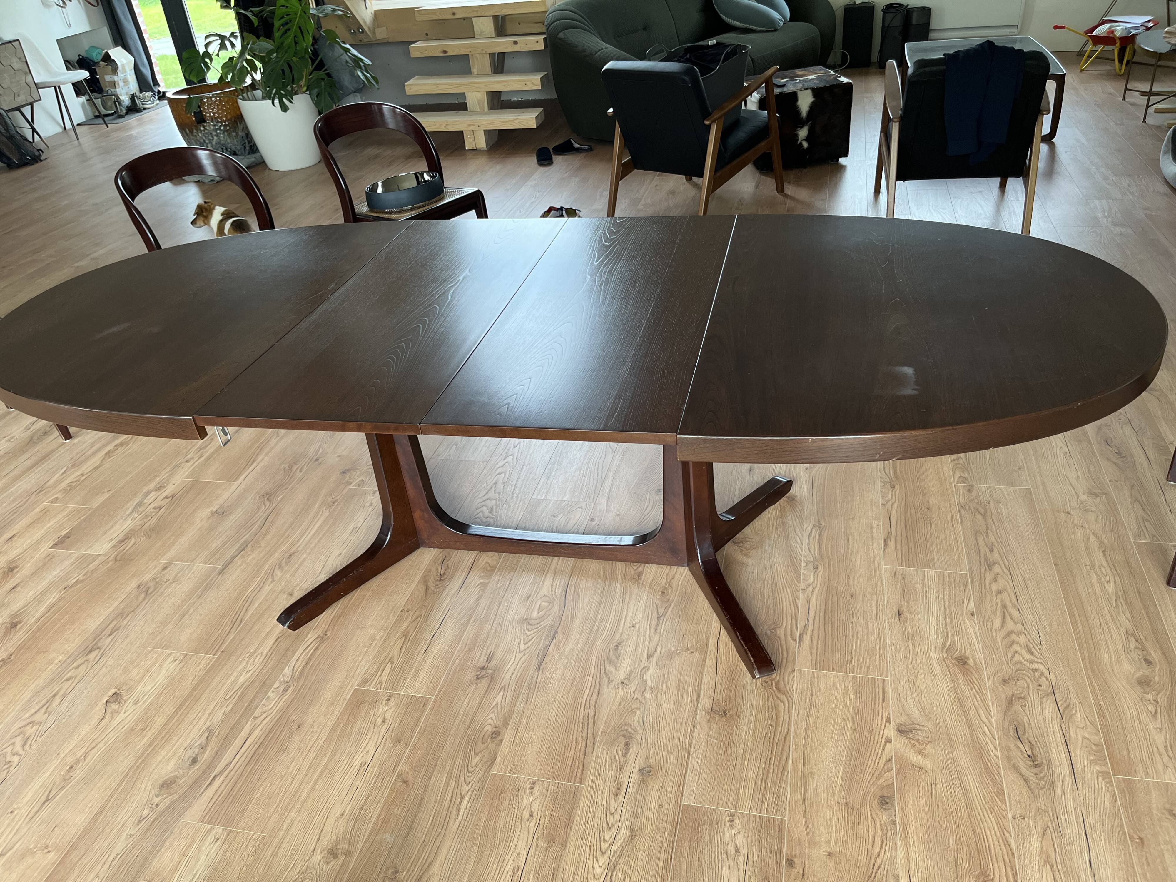 Baumann oval extendable dining room table and 6 Baumann Sled chairs known as gondola
