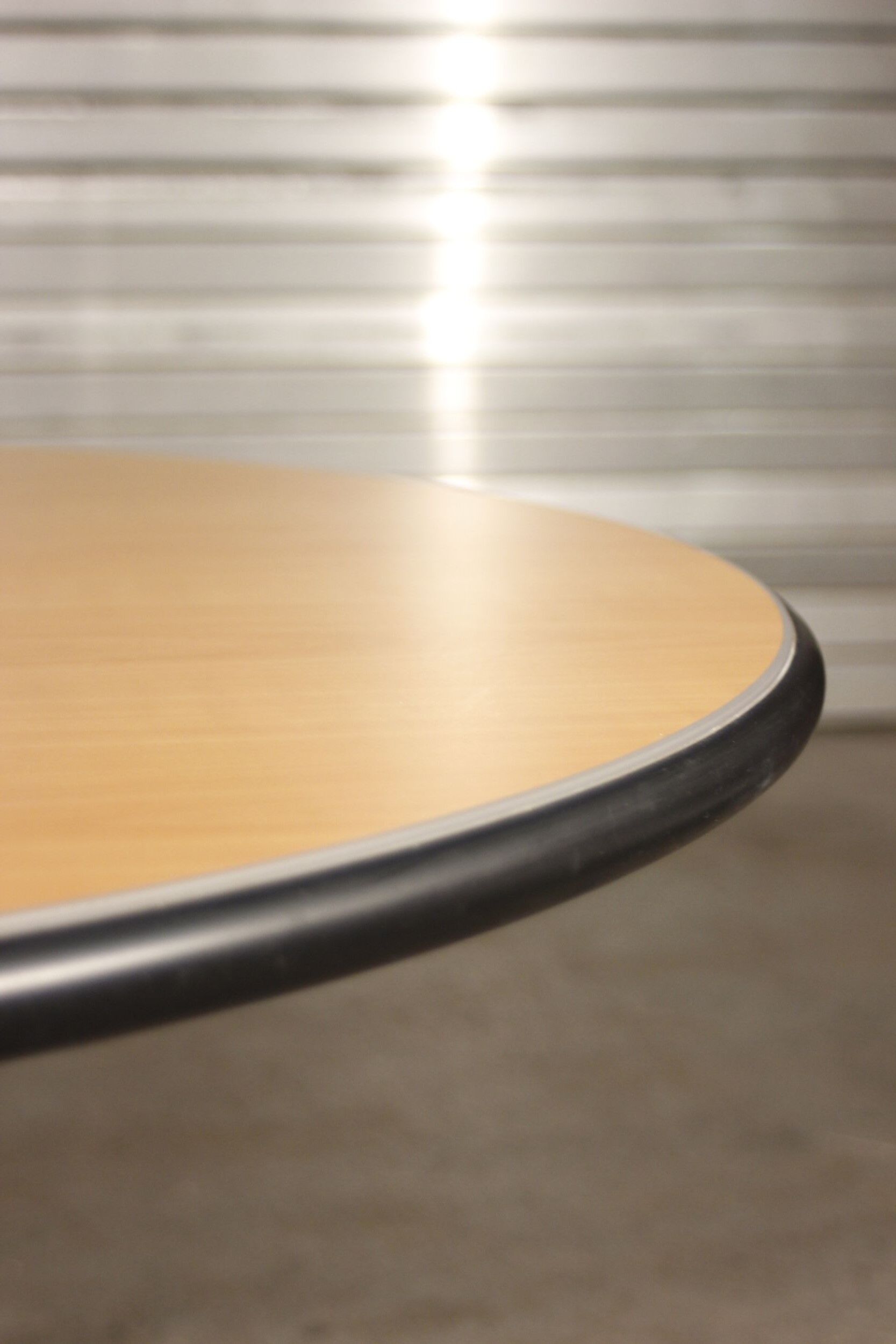 Memphis Style Dining Table in Steel and Melamine, 1980s