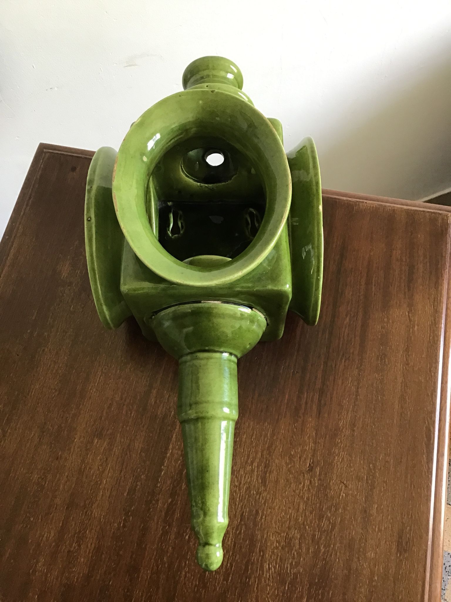 Ceramic wall lamp