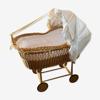 Alsatian cradle with mattress