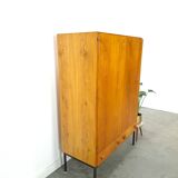 Meuble en placage avec tiroirs et piètement en acier, armoire vintage