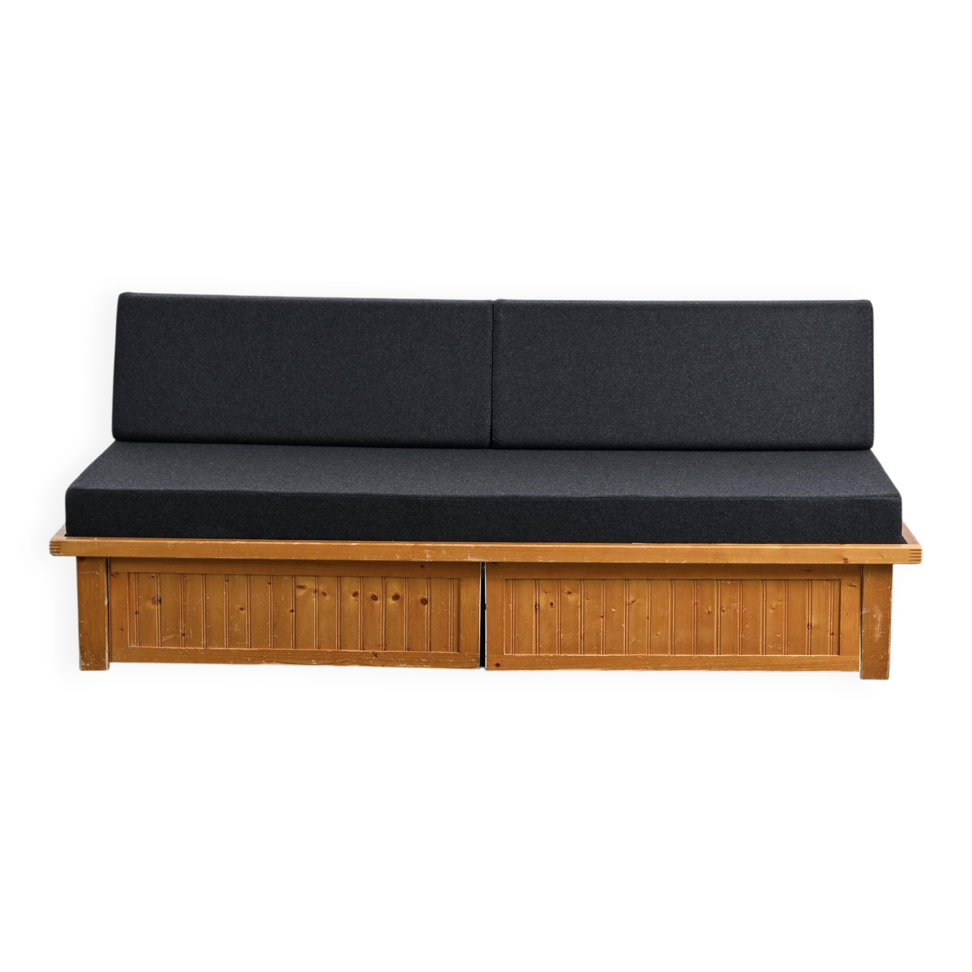 Charlotte Perriand, Les Arcs bench around 1973