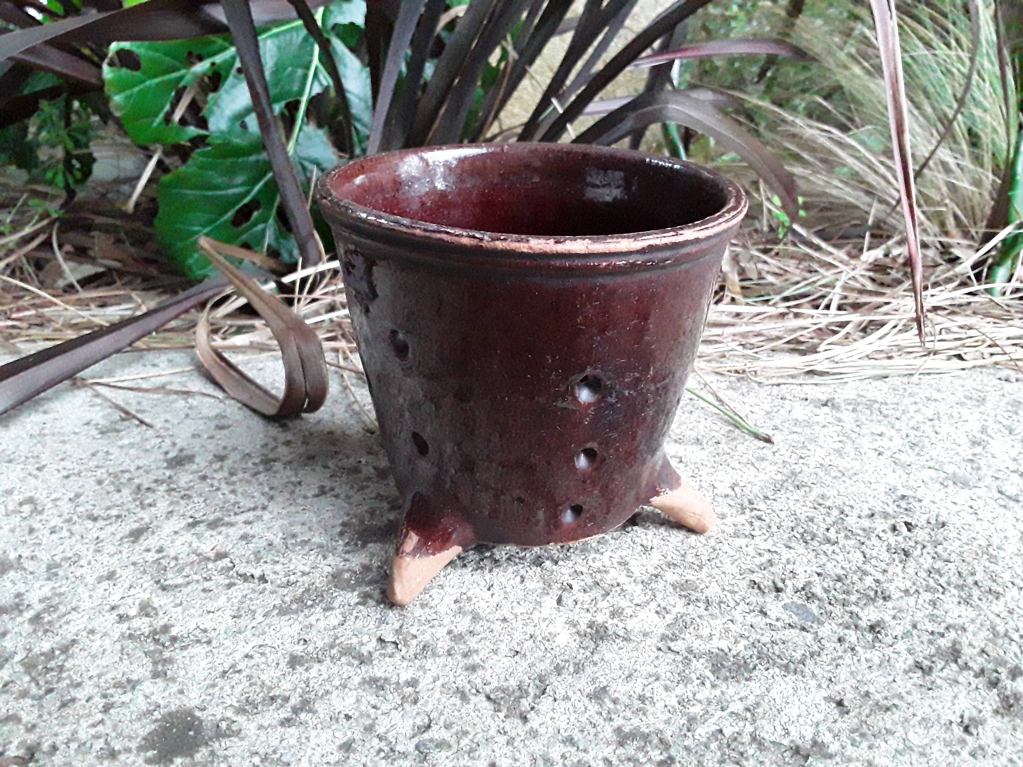 Faisselle old drainer