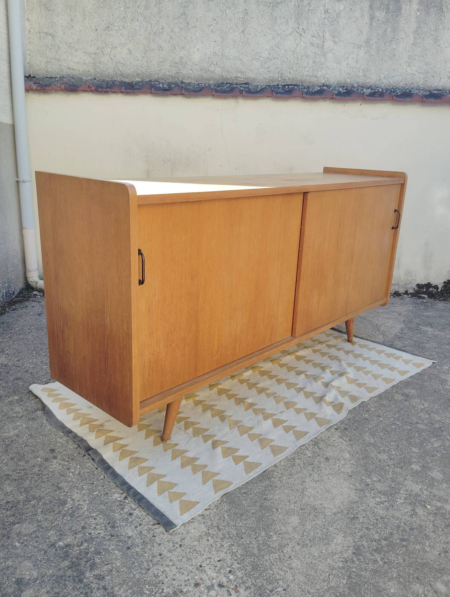 Low buffet / Vintage Scandinavian sliding sideboard