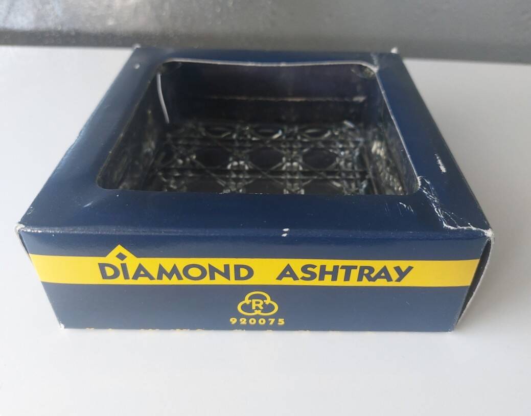 Diamond Ashtray in Glass