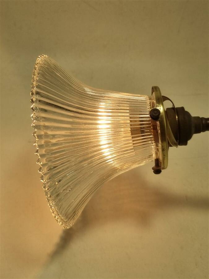 Holophane wall light