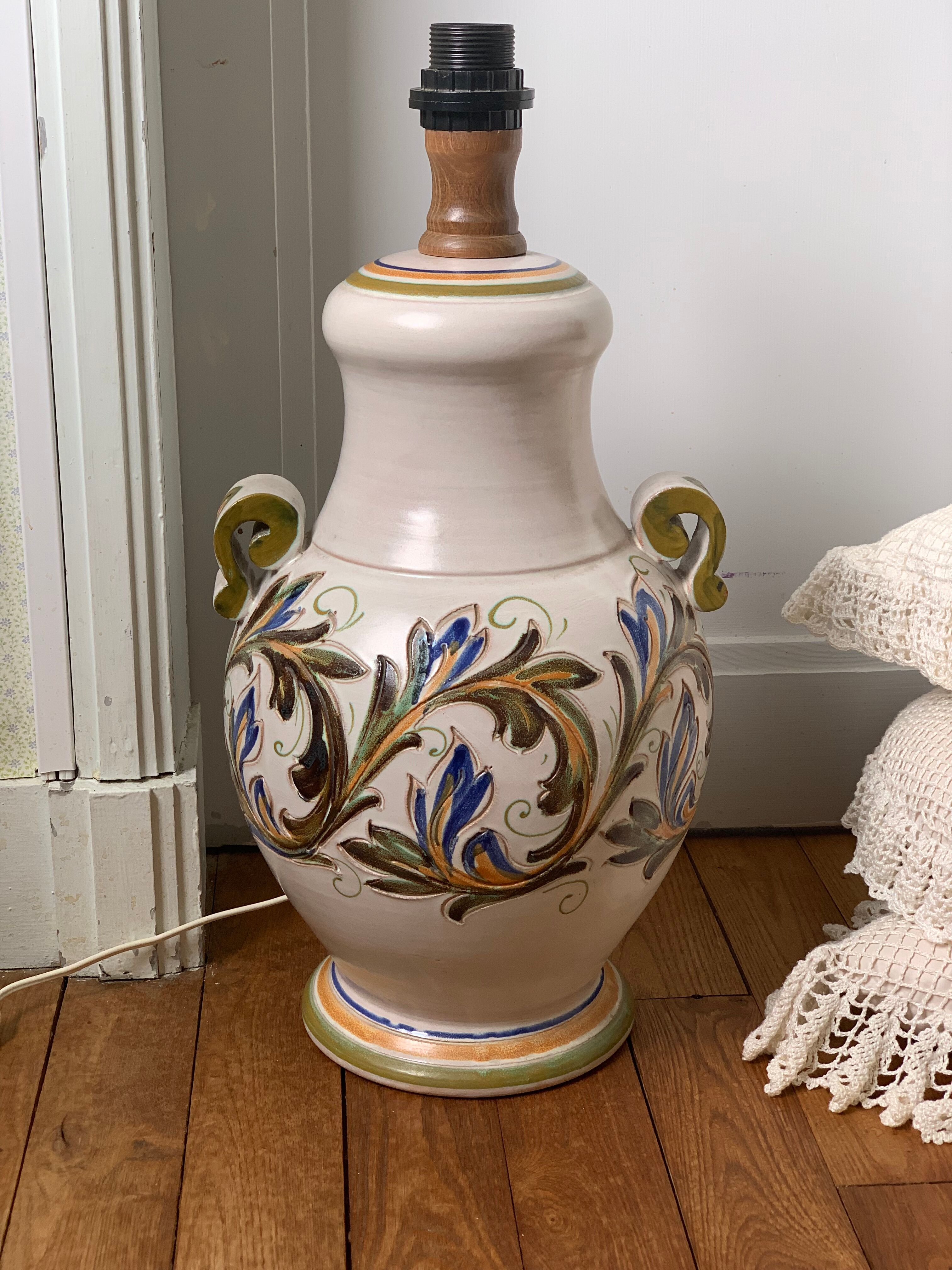 Vintage ceramic lamp foot