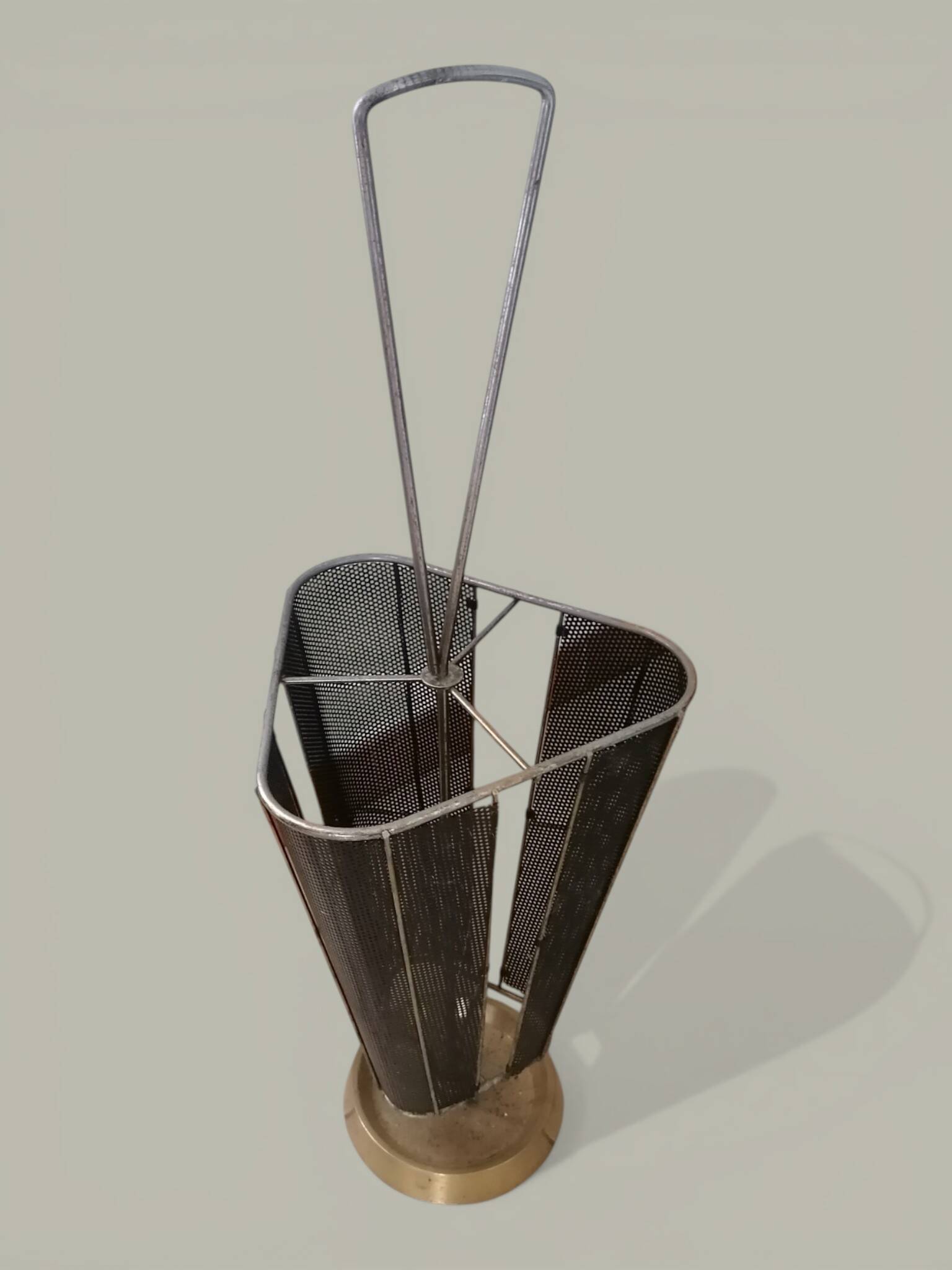 Brass and perforated metal umbrella stand from the 1950s - Wagner Keller