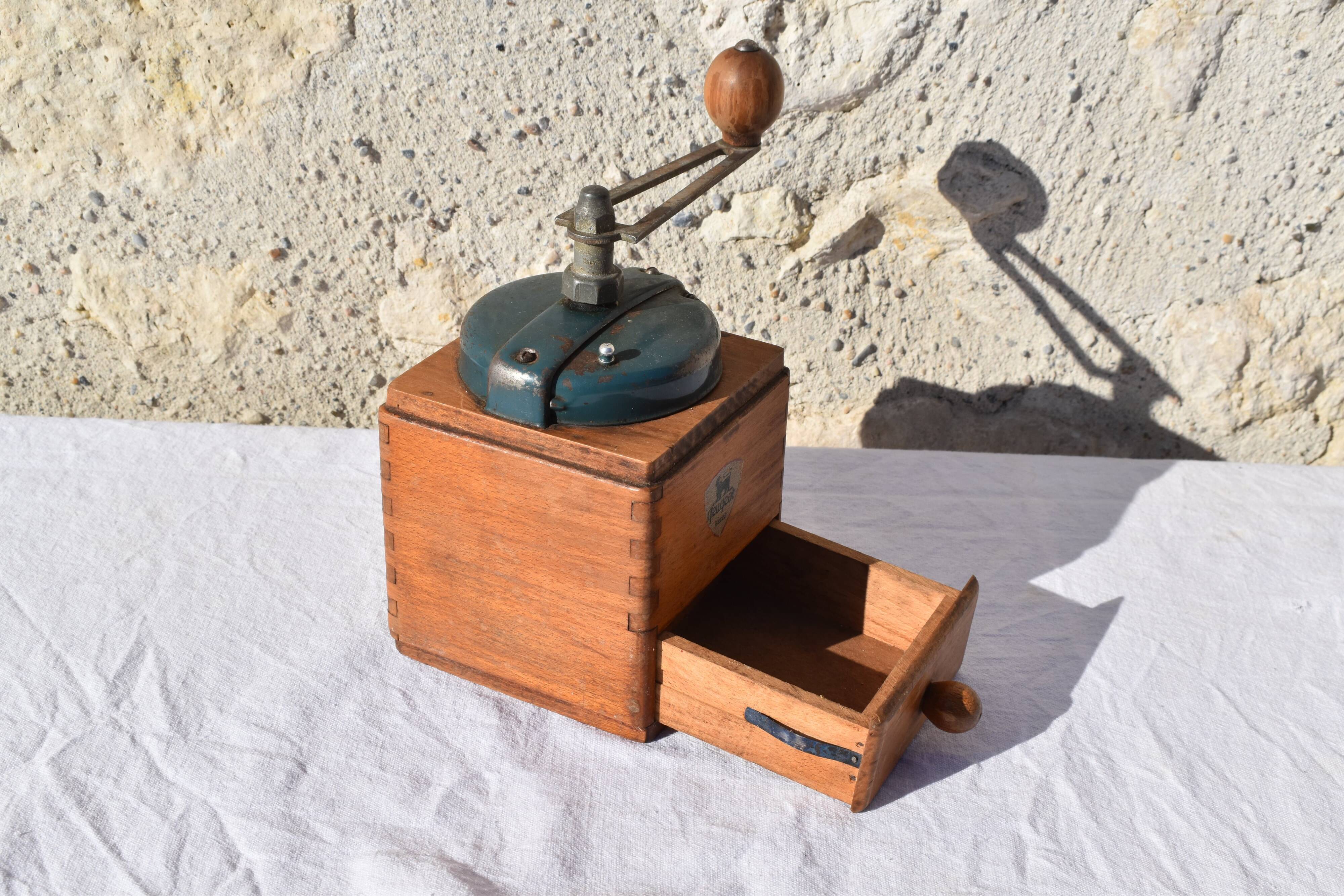 Peugeot frères coffee grinder green gray