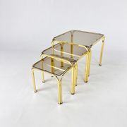 Tables gigognes en laiton et verre fumé, années 1970