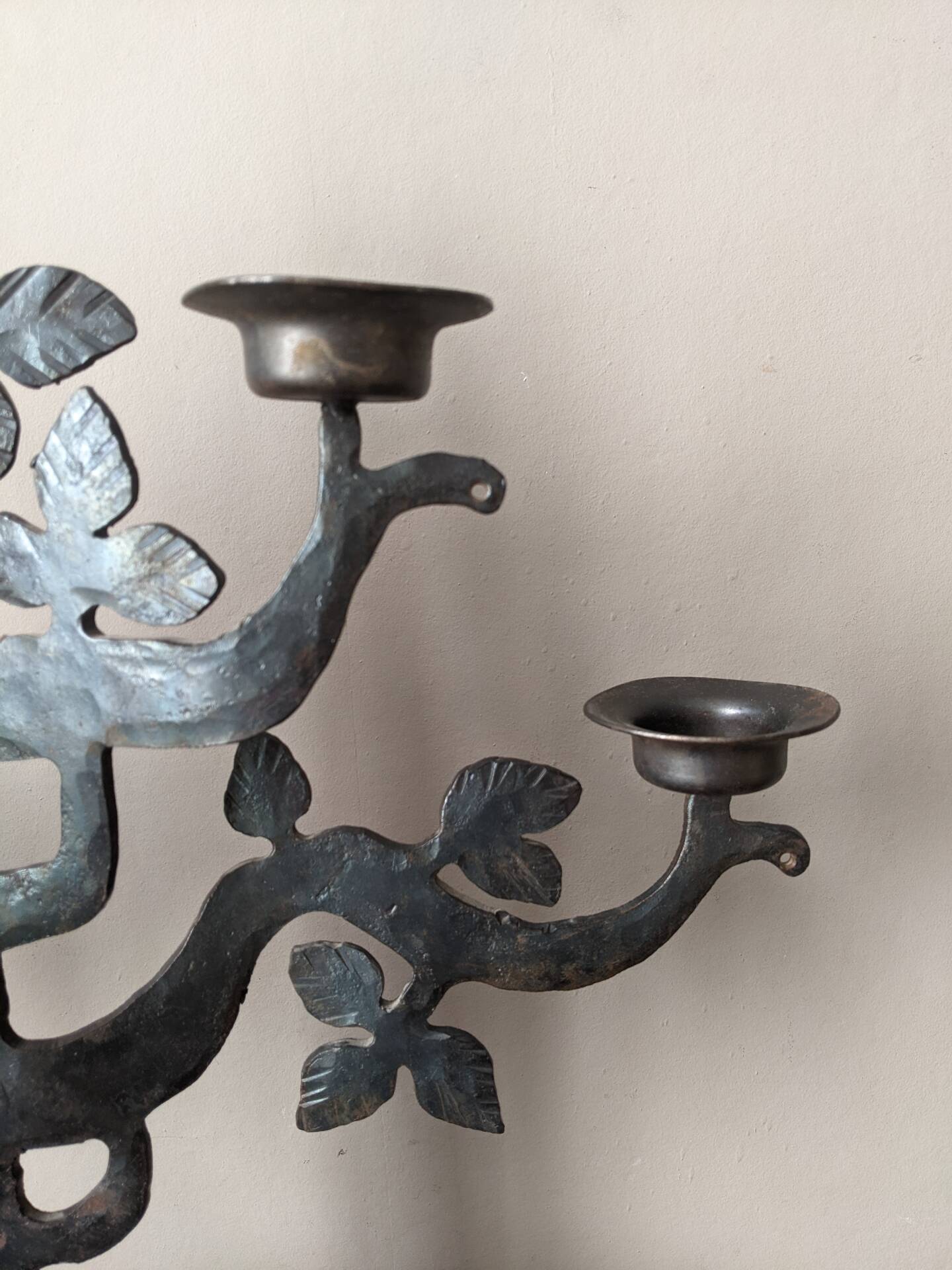 Chandelier artisanal en fer forgé Bertil Vallien