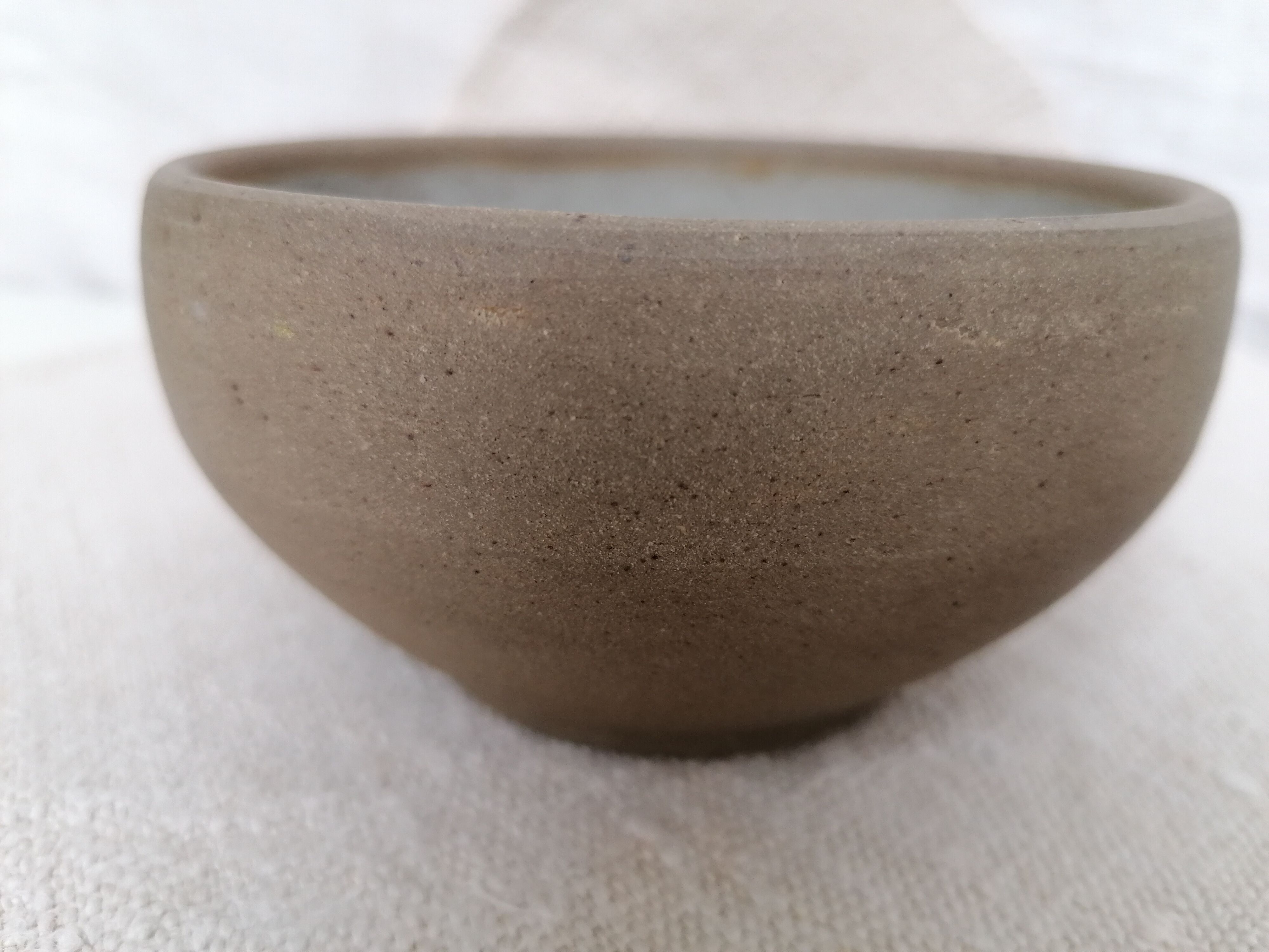 Bowl in brown