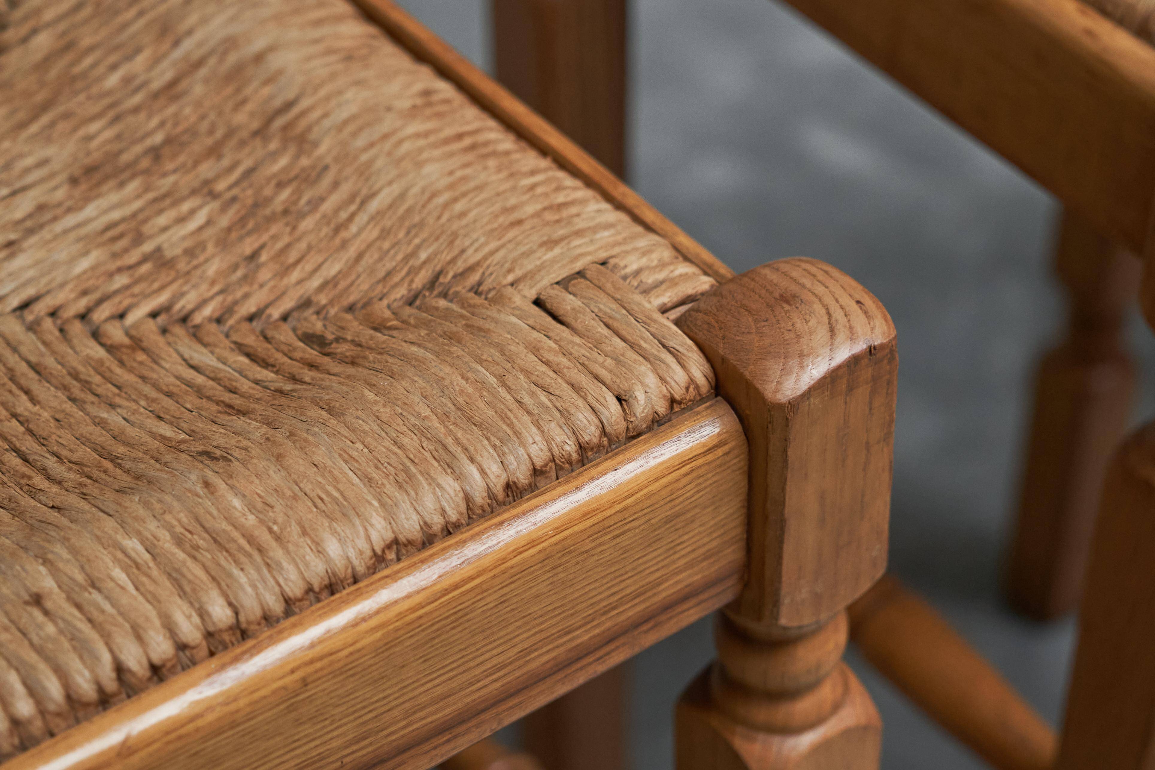 Set of 4 Razorblade bar stools in solid oak, 1960s.